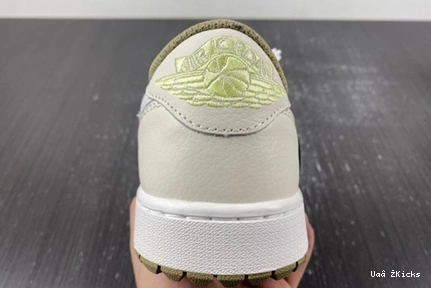 Travis FZ3124-200 Jordan Scott Low Retro Golf 81 1 Olive Bright Neutral 0706